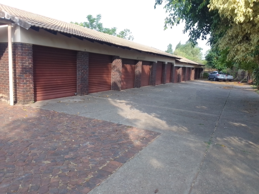 3 Bedroom Property for Sale in Geelhoutpark North West